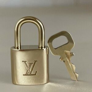 LV Lock & Key 200 series